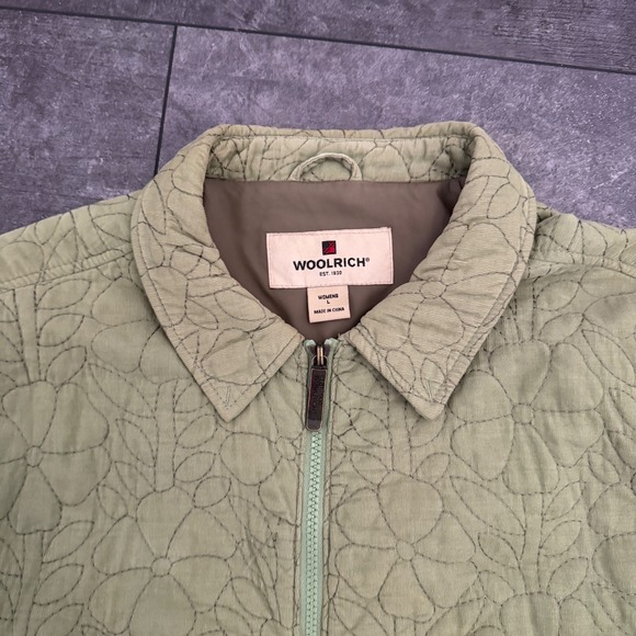 Woolrich Quilted Floral Jacket in Sage Green - Picture 2 of 6